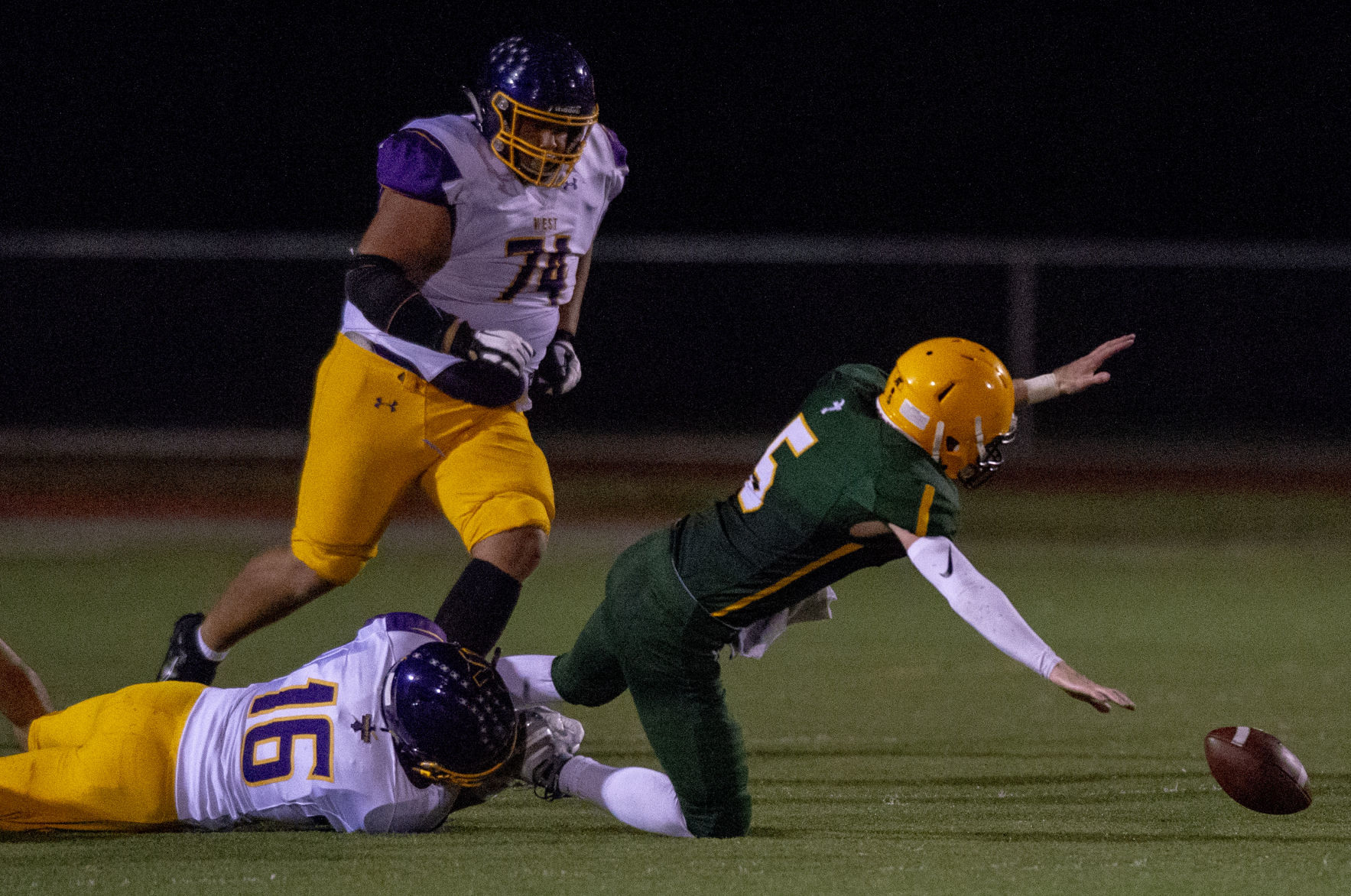 Bellevue West vs Lincoln Pius X, 9.27